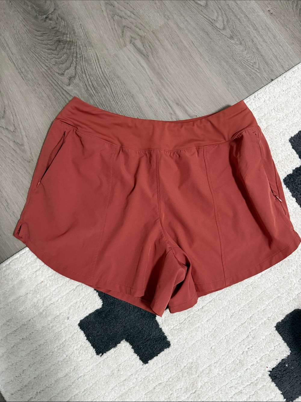 tek gear Rust Athletic Running Shorts with Zippered Pockets
